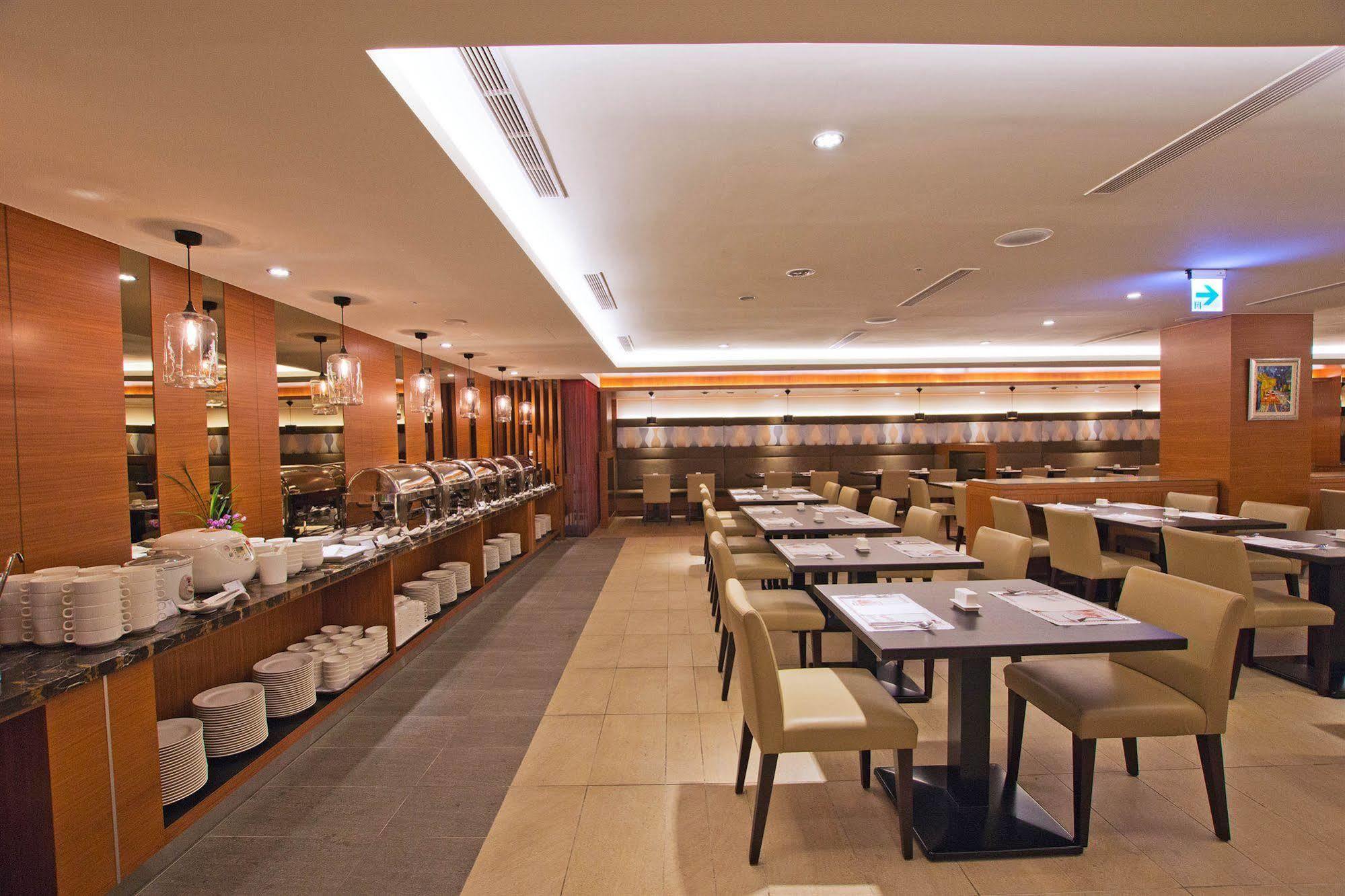 Lailai Hotel Taichung Extérieur photo