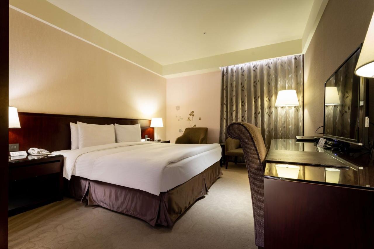 Lailai Hotel Taichung Extérieur photo